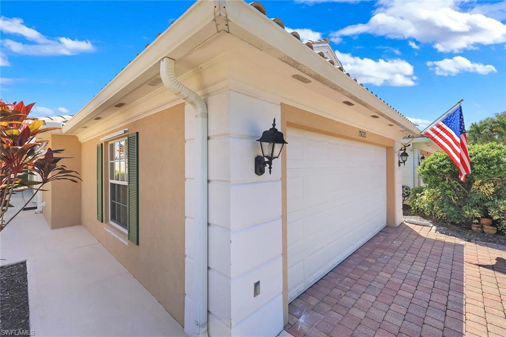 29035 Alessandria Cir Property Photo 8