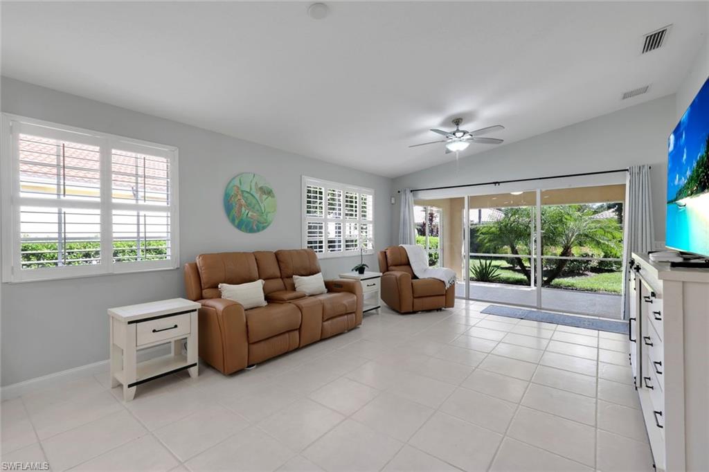 29035 Alessandria Cir Property Photo 14
