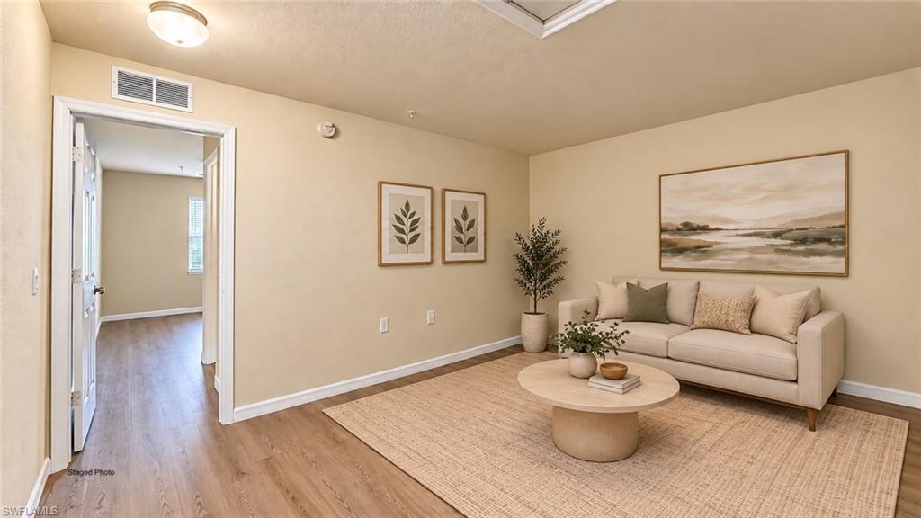 9063 Gervais Cir 1204 Property Photo 11