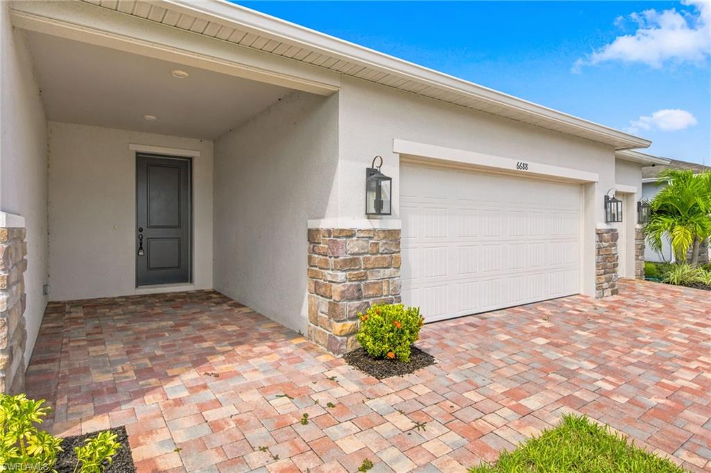 6688 Estero Bay Dr Property Photo 4