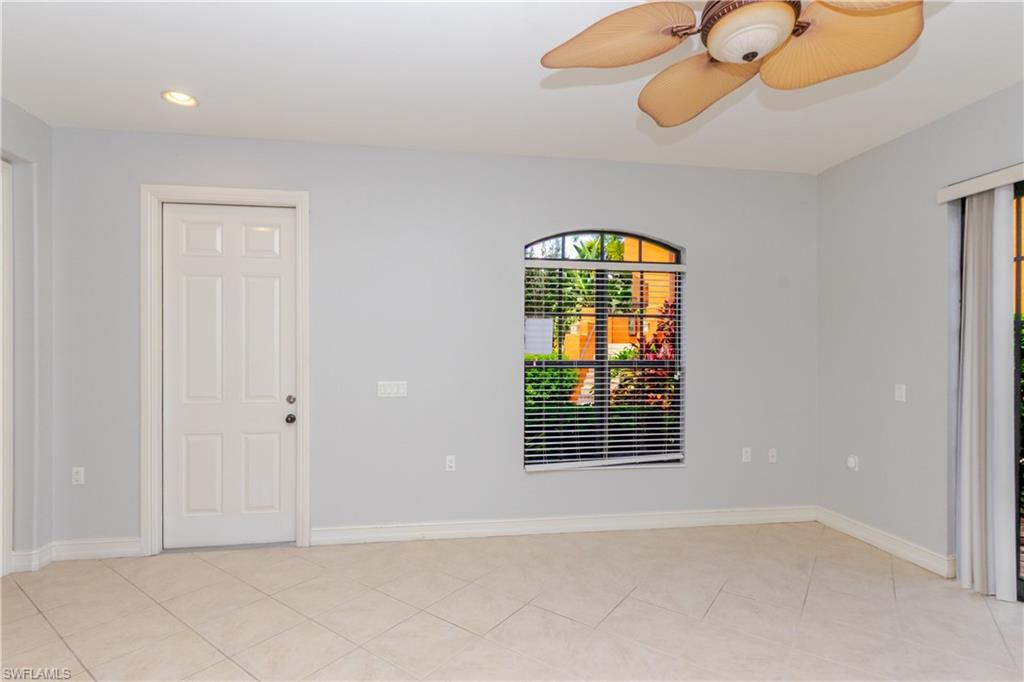 9138 Chula Vista St 12703 Property Photo 4