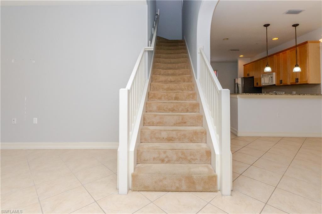 9138 Chula Vista St 12703 Property Photo 9