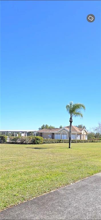 687 Grove Dr Property Photo 27
