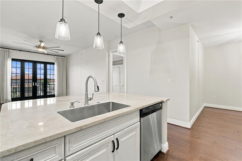 23151 Fashion DR 305 Property Photo 1