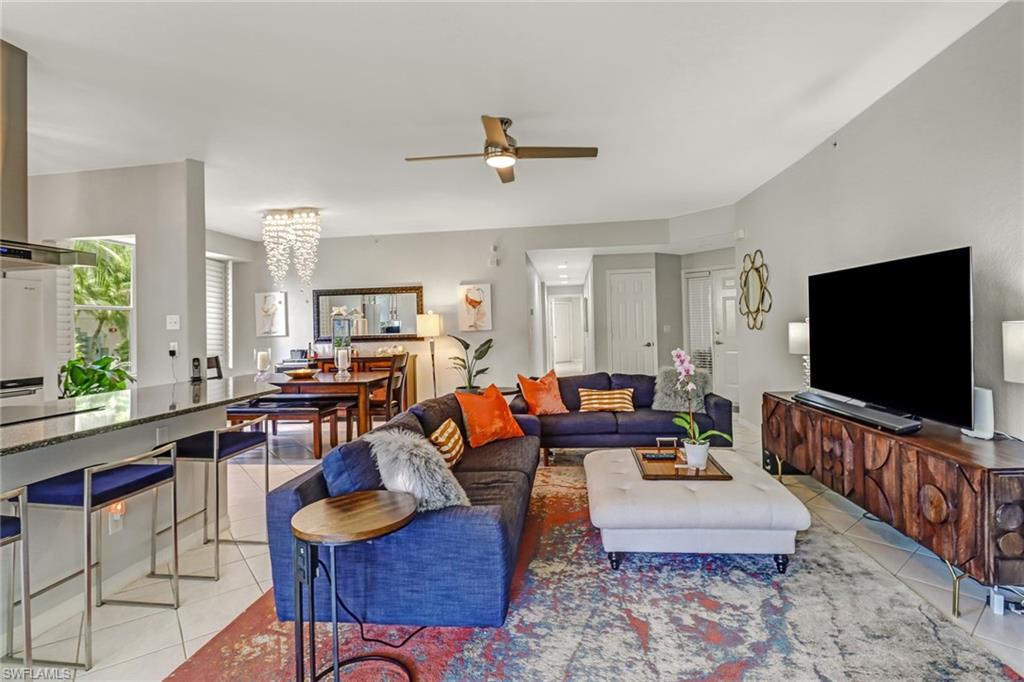680 Lalique Cir 1204 Property Photo 3