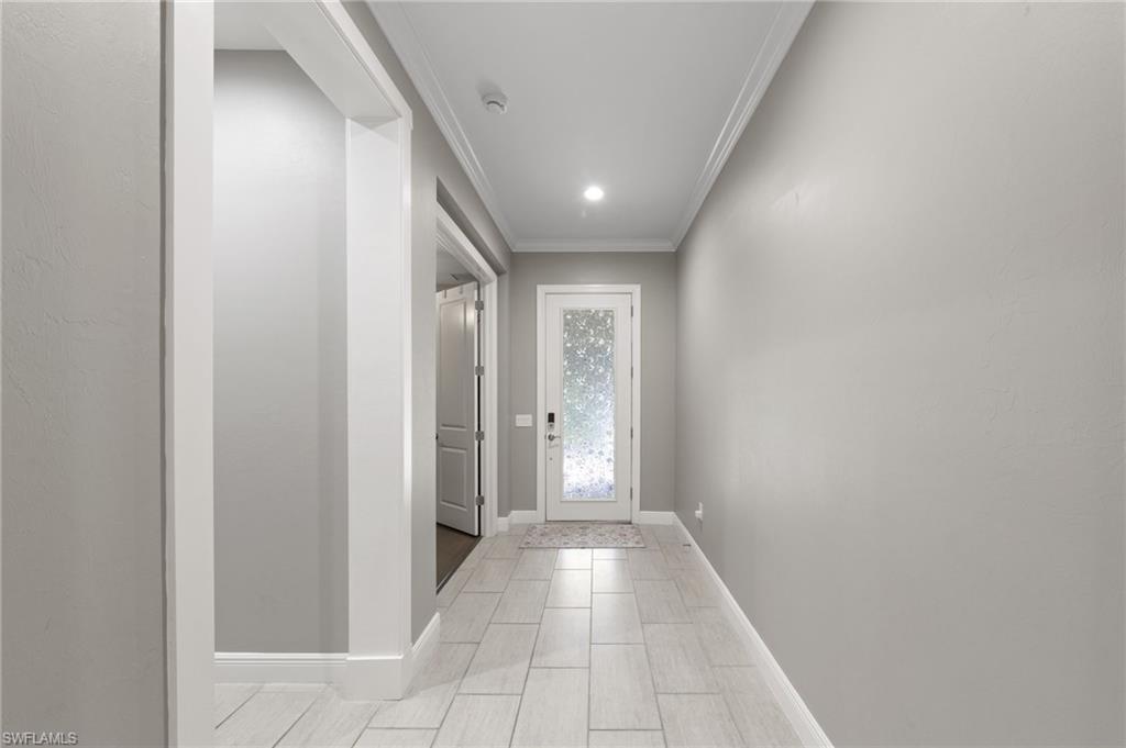 12702 Astor Pl Property Photo 5