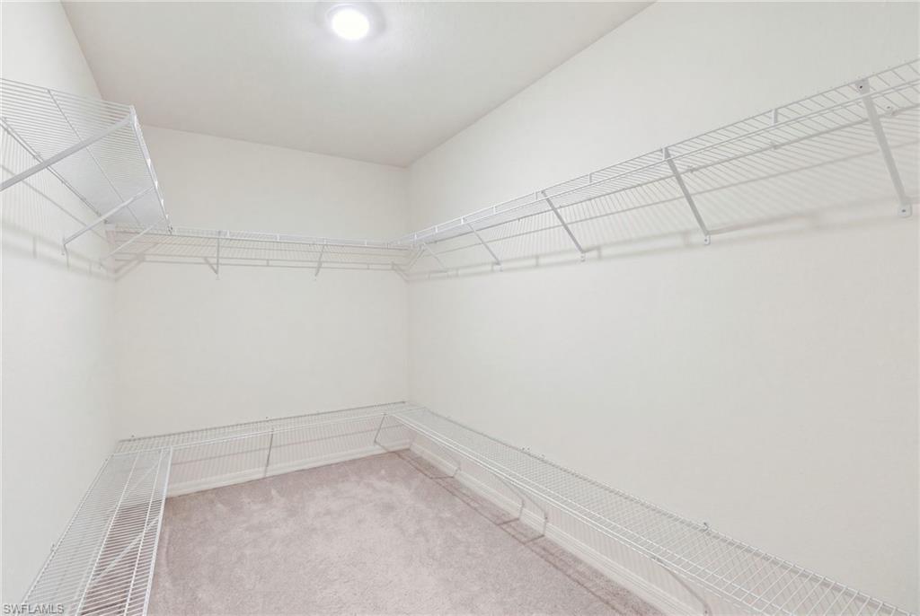 1724 11th Pl Property Photo 14