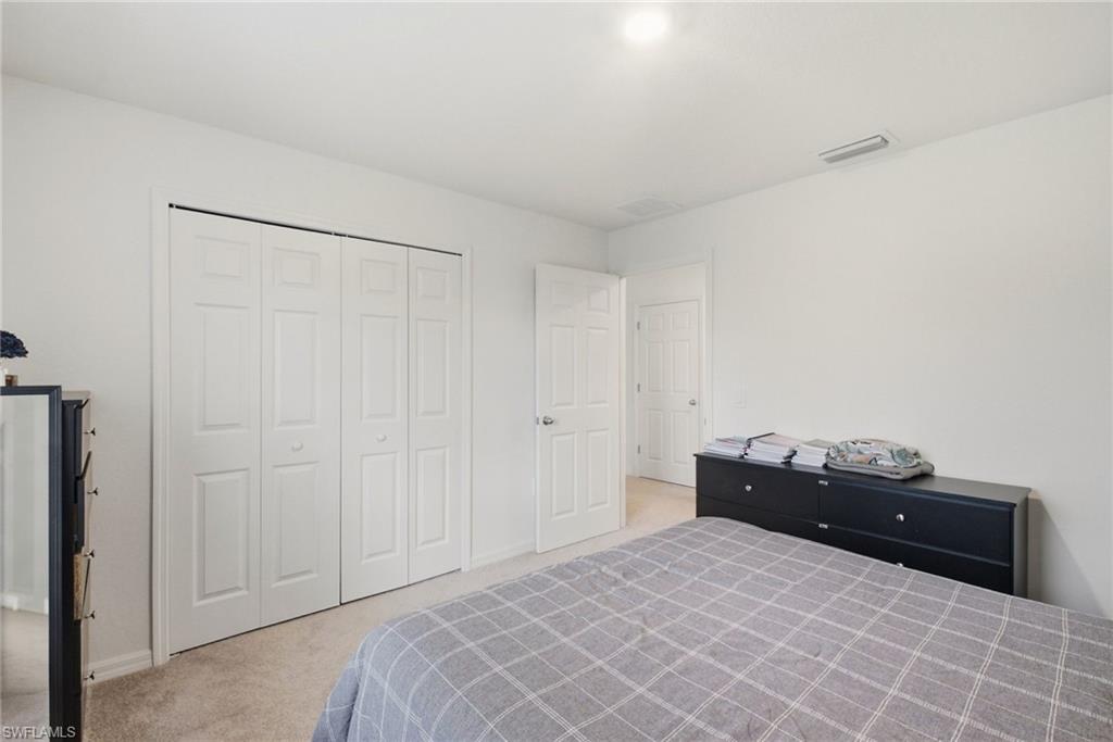 1724 11th Pl Property Photo 18