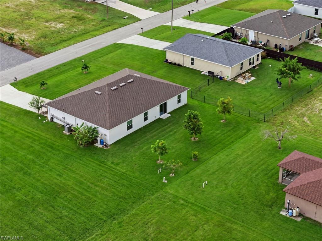 1724 11th Pl Property Photo 32