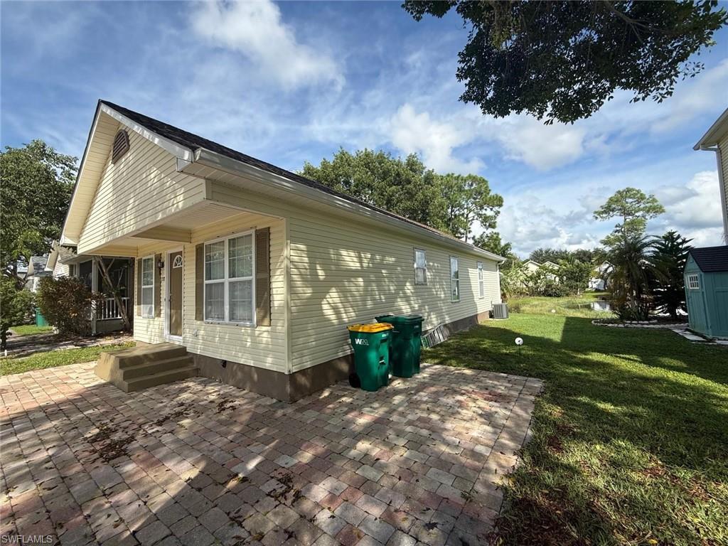 218 Leawood Cir Property Photo 2