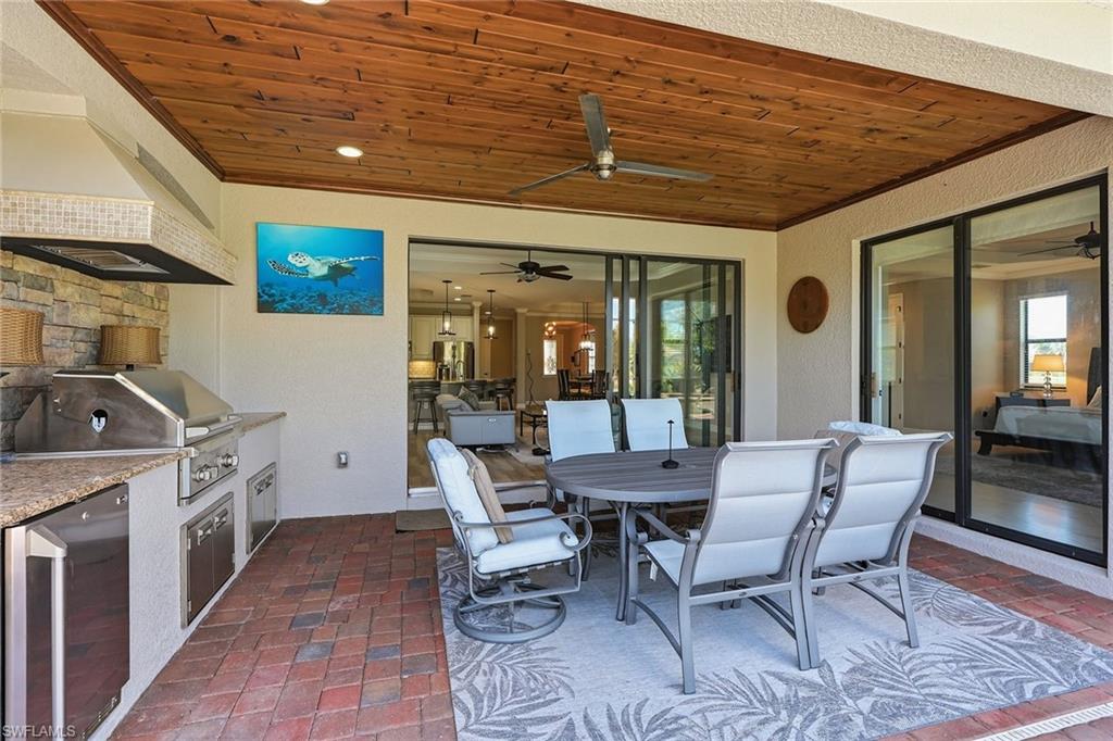 226037944 Property Photo 29