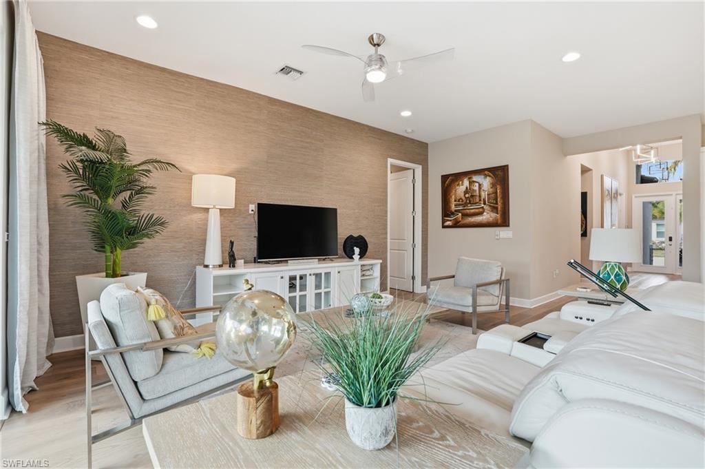 11394 Jacaranda Dr Property Photo 7