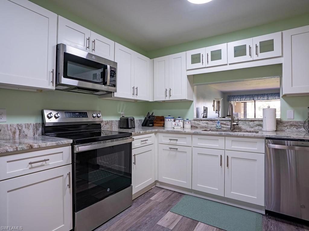 15452 Admiralty Cir 3 Property Photo 4