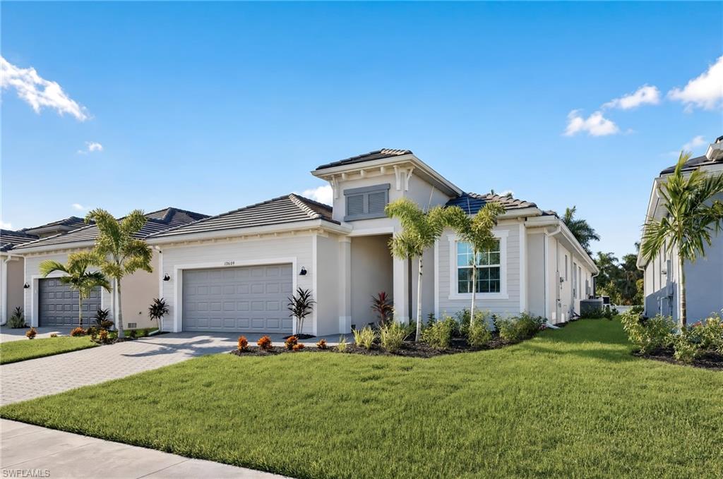 15712 Raveneli Ct Property Photo 3