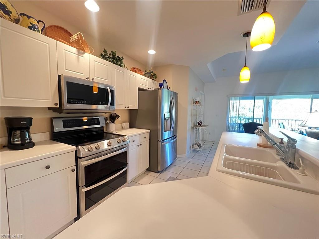 28611 Carriage Home Dr 202 Property Photo 18