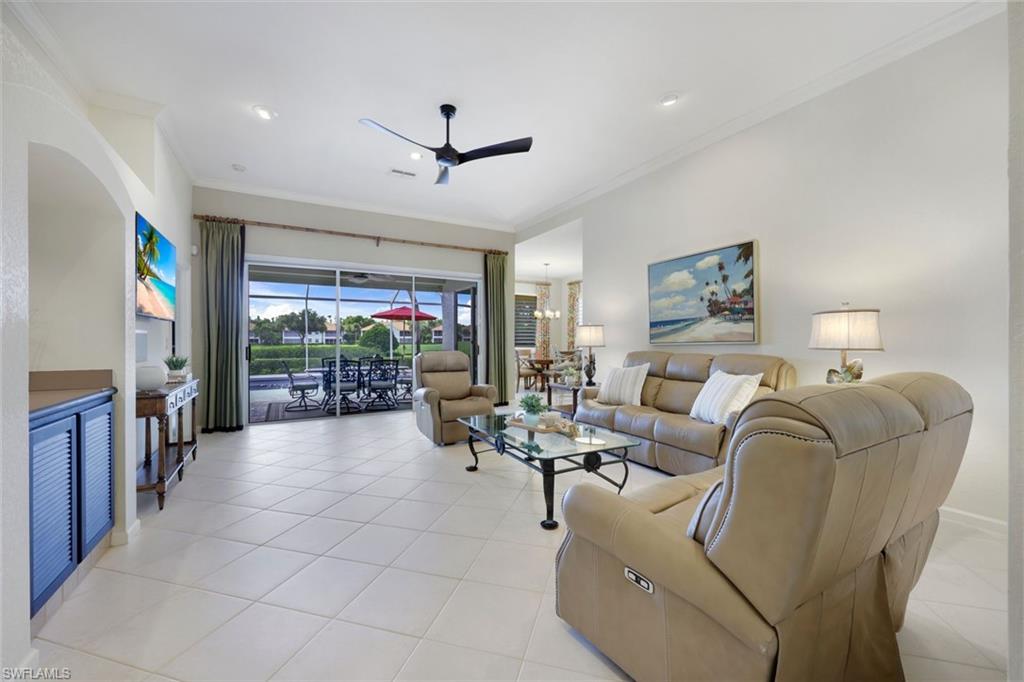 23088 Tree Crest Ct Property Photo 5
