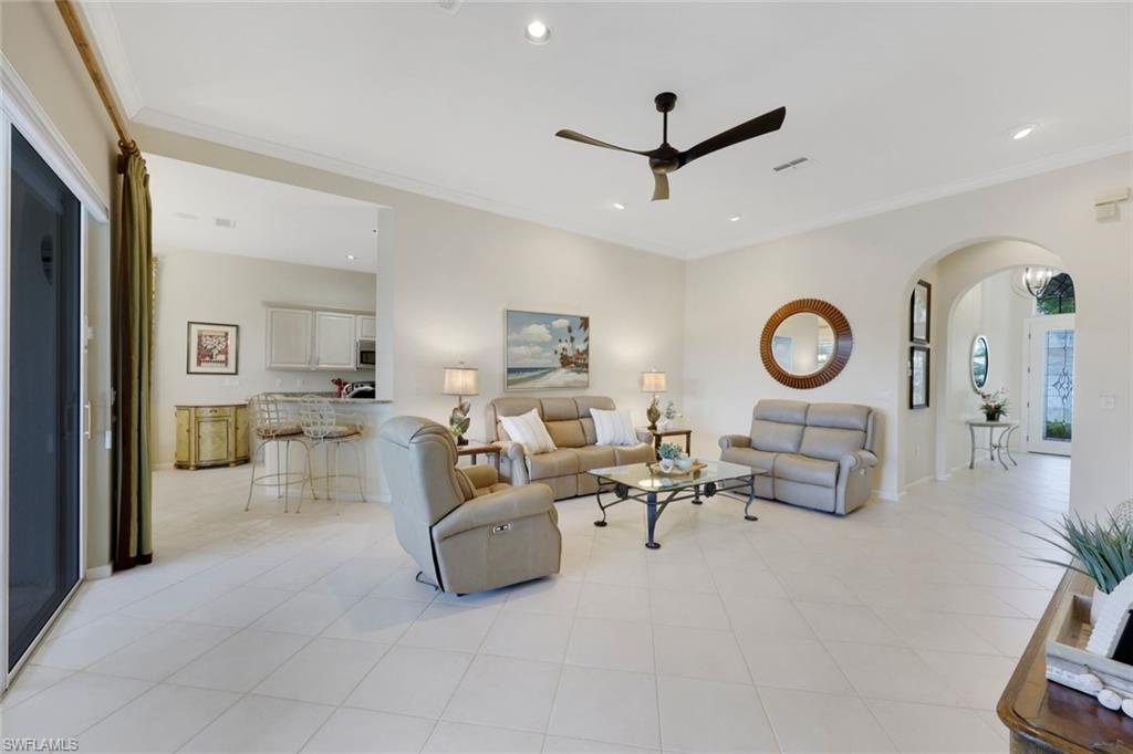 23088 Tree Crest Ct Property Photo 7