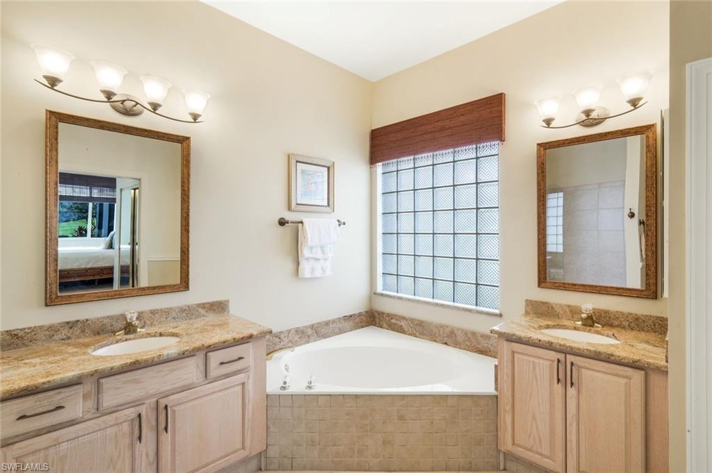 23088 Tree Crest Ct Property Photo 16
