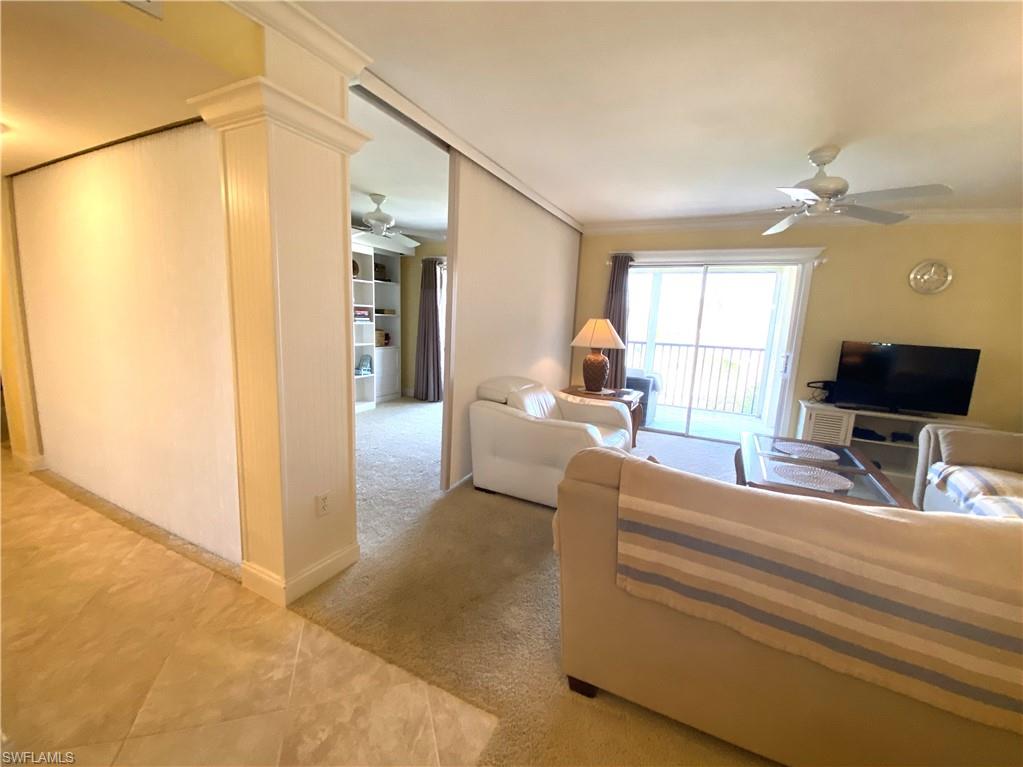 555 Park Shore Dr B-407 Property Photo 14