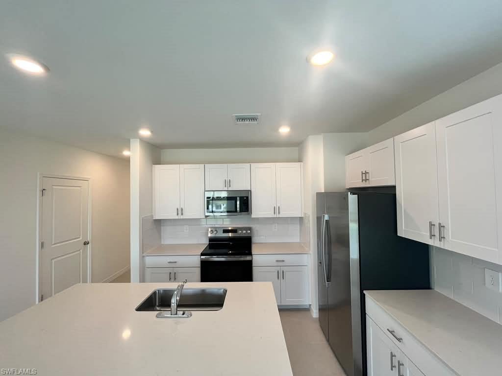 4189 Camisa Ln Property Photo 4