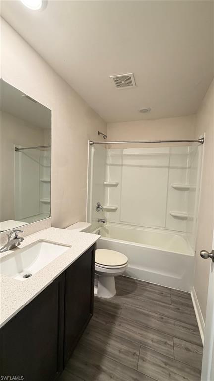 2221 Embers Ter Property Photo 10