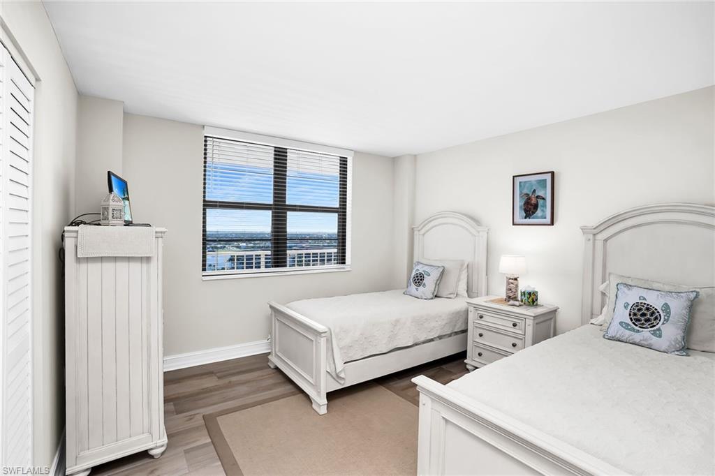 440 Seaview Ct 1602 Property Photo 7
