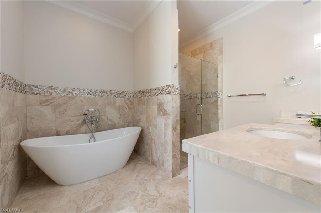 2863 Coco Lakes Dr Property Photo 18
