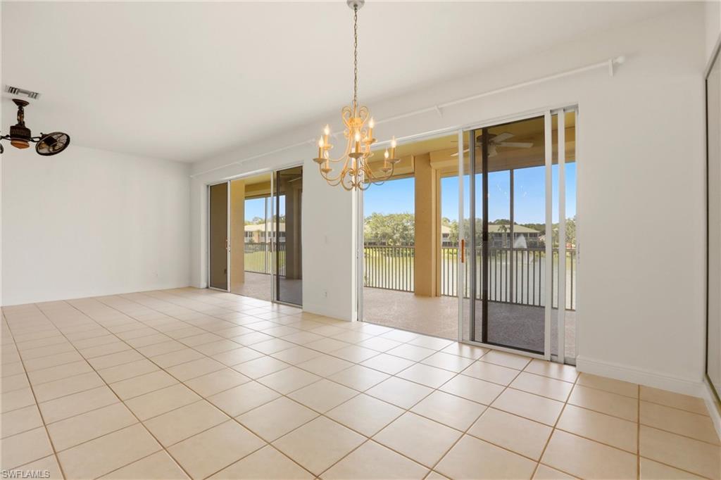 566 Vintage Reserve Ln #21-d Property Photo 17