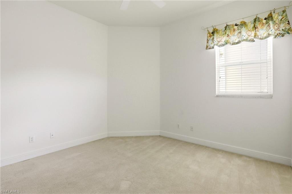566 Vintage Reserve Ln #21-d Property Photo 28