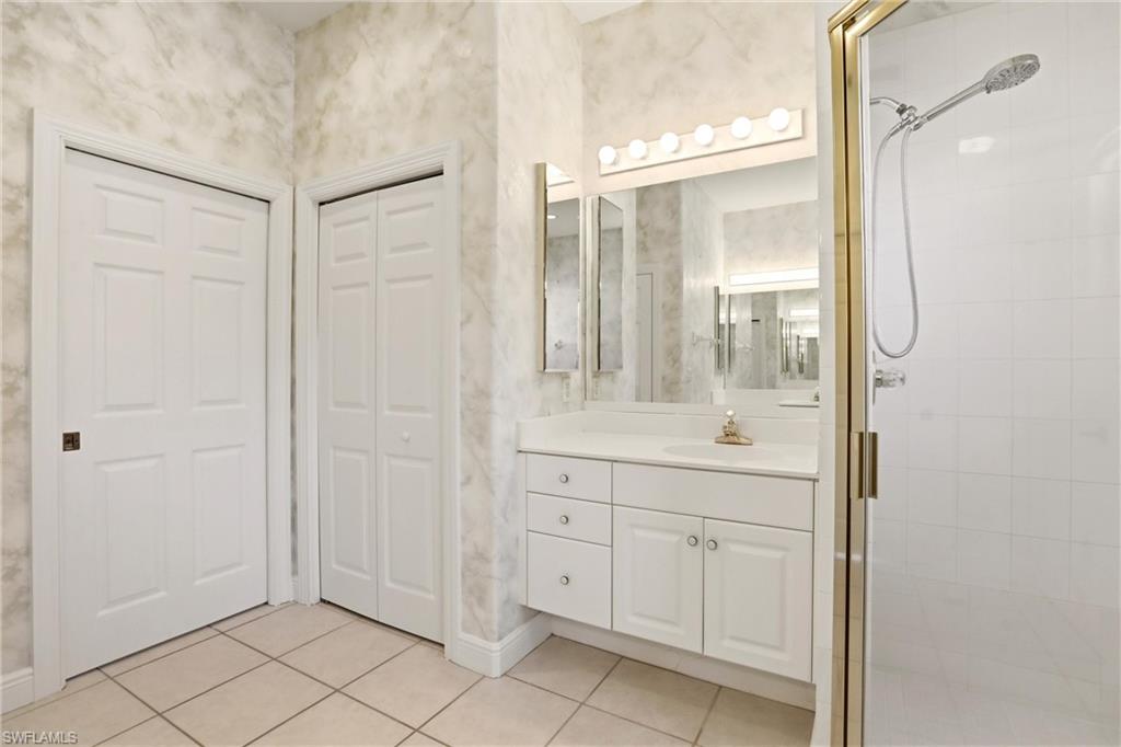 566 Vintage Reserve Ln #21-d Property Photo 34