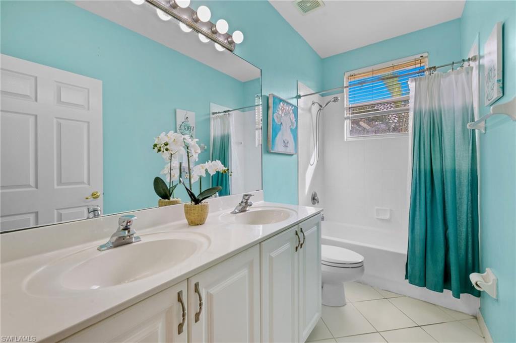 2346 Butterfly Palm Dr Property Photo 16