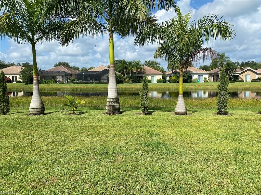 2466 Heydon Cir E Property Photo 2