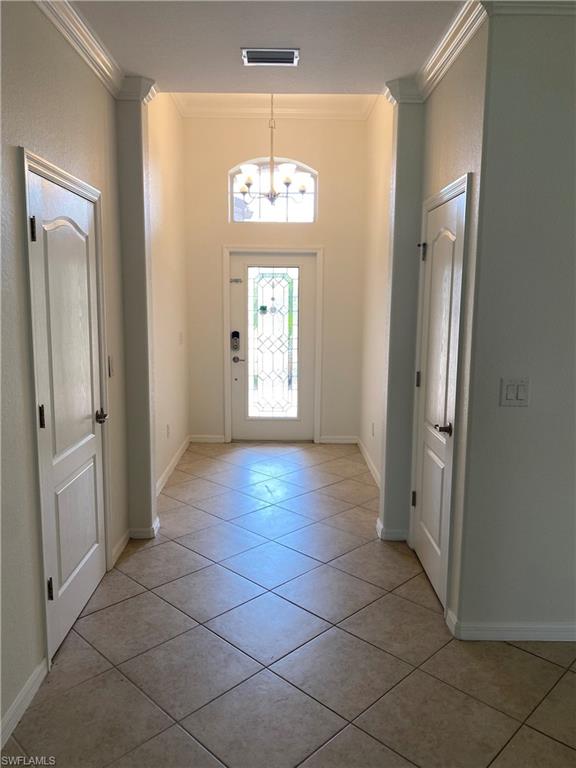 2466 Heydon Cir E Property Photo 7