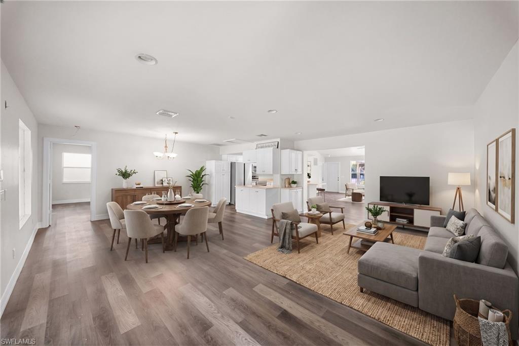 24709 Rodas Dr Property Photo 3