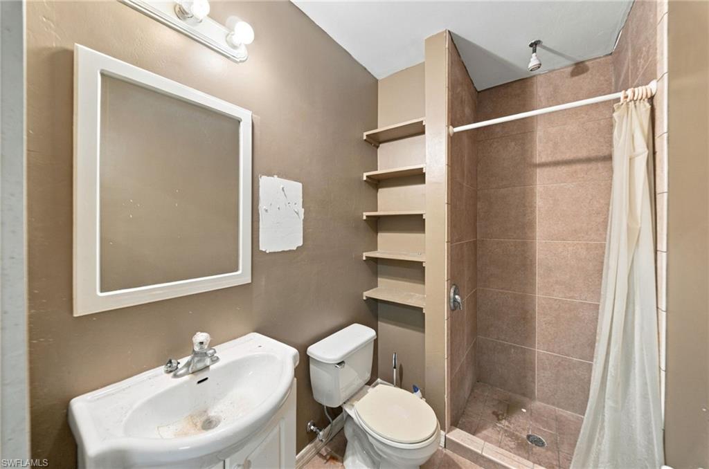 24709 Rodas Dr Property Photo 21