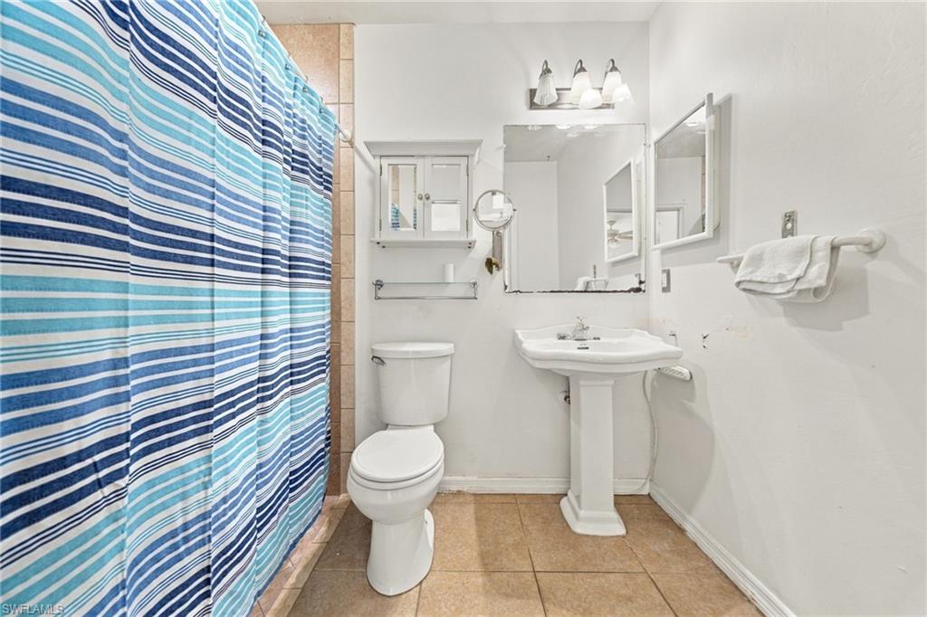 24709 Rodas Dr Property Photo 22