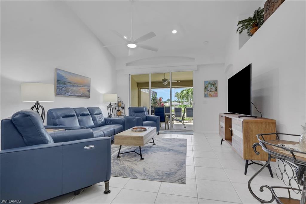 8374 Ibis Cove Cir B253 Property Photo 11