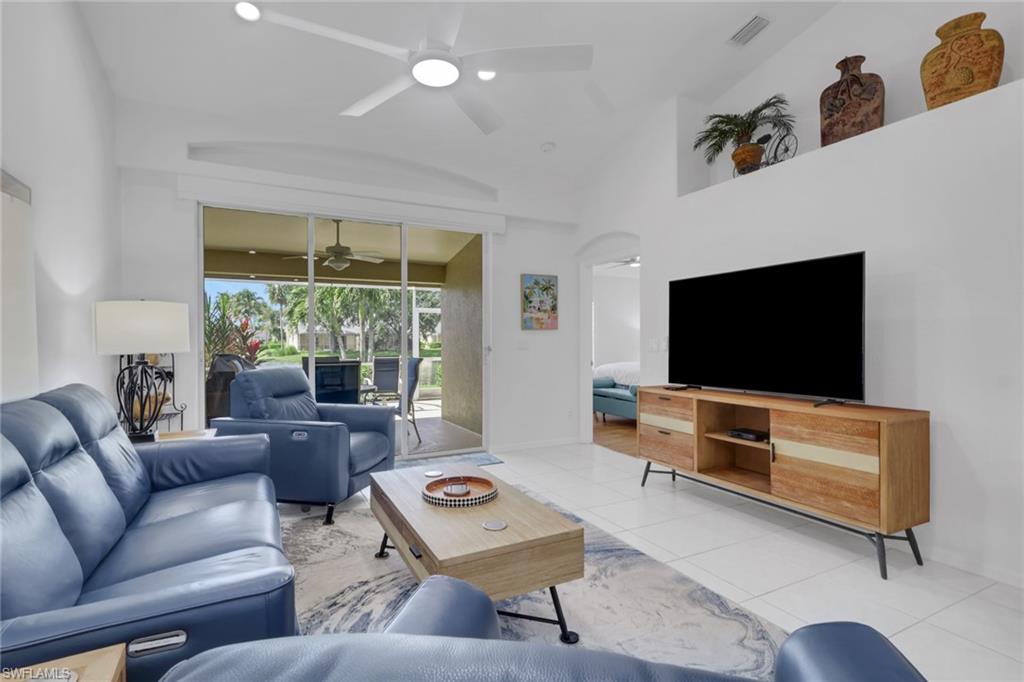 8374 Ibis Cove Cir B253 Property Photo 12