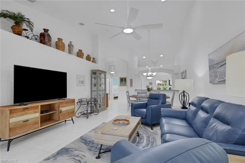 8374 Ibis Cove Cir B253 Property Photo 13