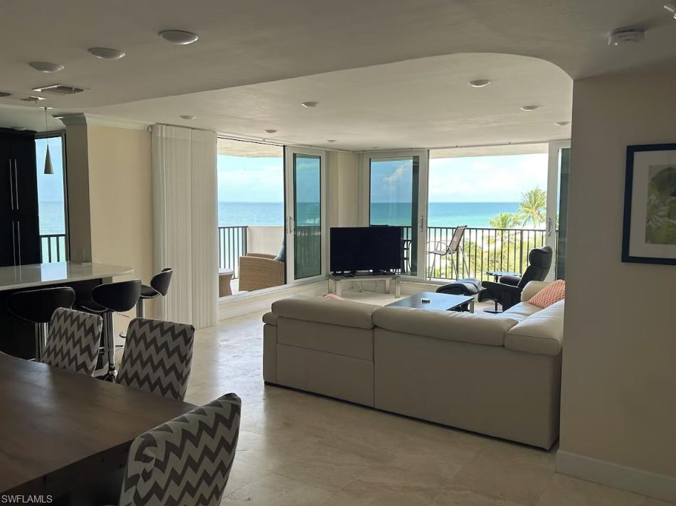 4005 Gulf Shore Blvd N 407 Property Photo 10