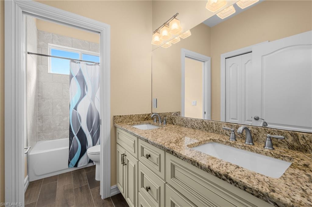 4609 Santiago Ln Property Photo 26