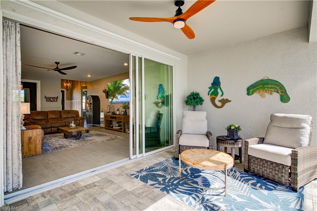 1814 16th Ter Property Photo 3