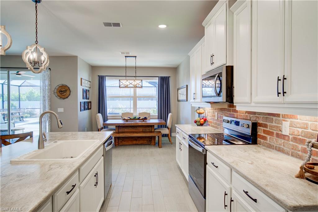 1814 16th Ter Property Photo 10