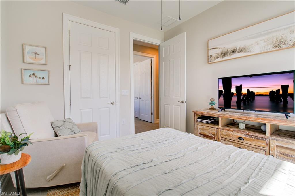 1814 16th Ter Property Photo 29
