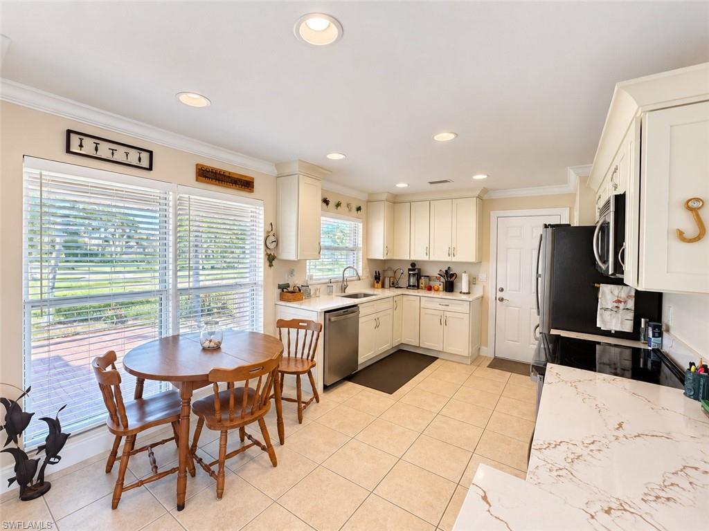 5301 Bayview Ct Property Photo 11
