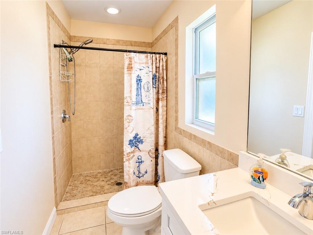 5301 Bayview Ct Property Photo 20