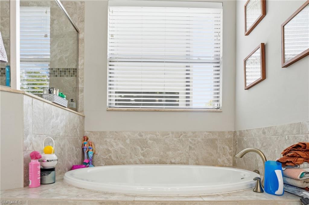 16329 Aberdeen Way Property Photo 29