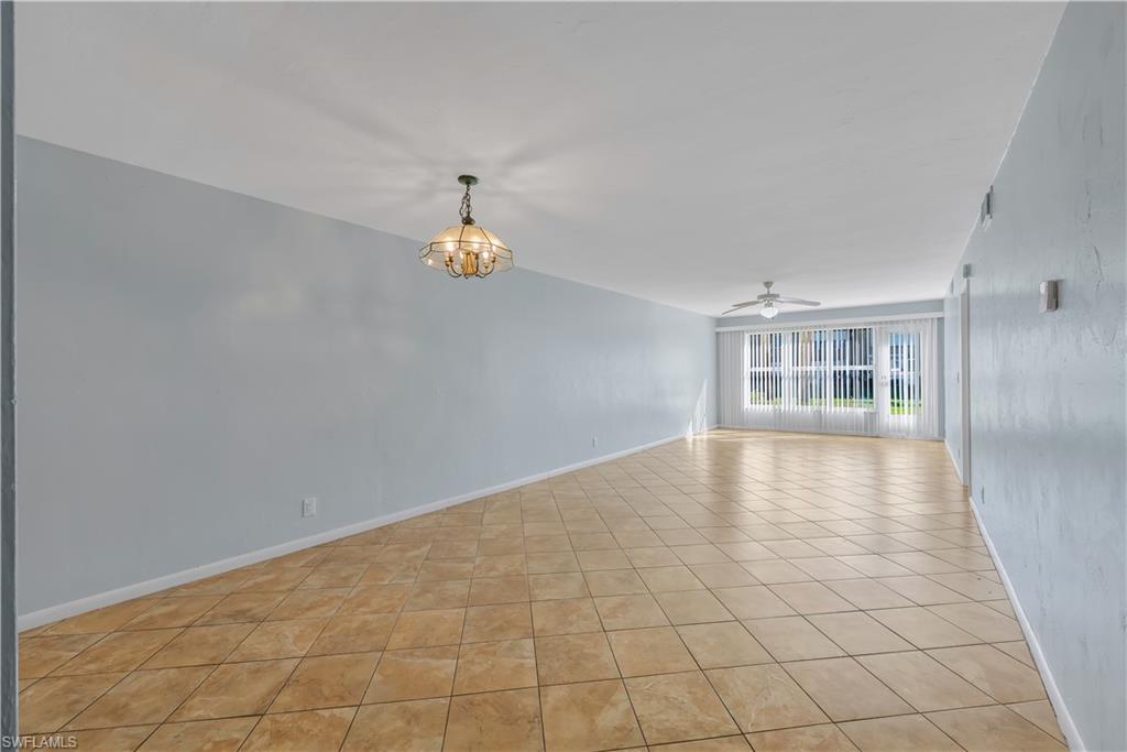 4200 Looking Glass Ln 4207 Property Photo 6