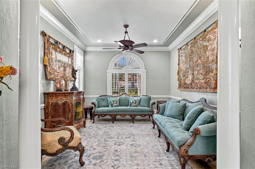 4660 Via Roma Property Photo 5