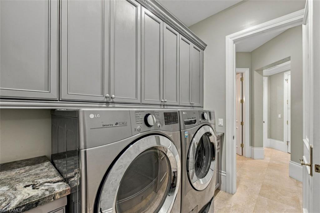 4660 Via Roma Property Photo 23